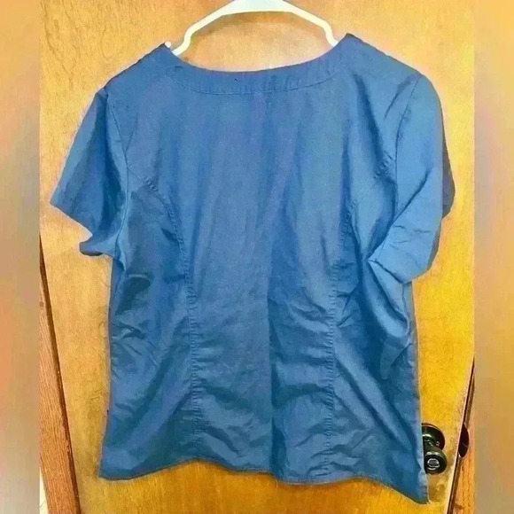 Peaches Uniform Blue Scrub Top Size Large - Picture 2 of 3